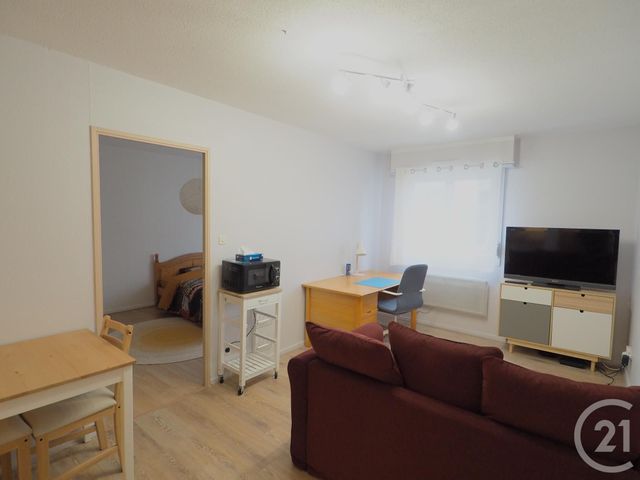 Appartement F2 à vendre - 2 pièces - 37.11 m2 - STRASBOURG - 67 - ALSACE - Century 21 Weibel Appartement F2 à vendre - 2 pièces - 37.11 m2 - STRASBOURG - 67 - ALSACE - Century 21 Weibel