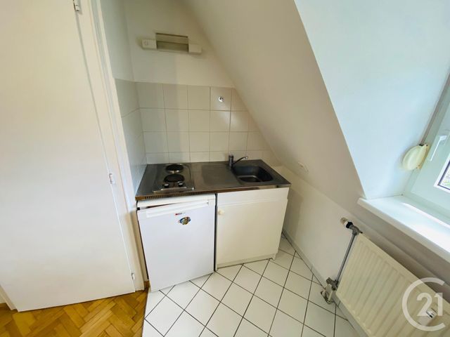 Studio à louer - 1 pièce - 12.07 m2 - STRASBOURG - 67 - ALSACE - Century 21 Weibel Studio à louer - 1 pièce - 12.07 m2 - STRASBOURG - 67 - ALSACE - Century 21 Weibel