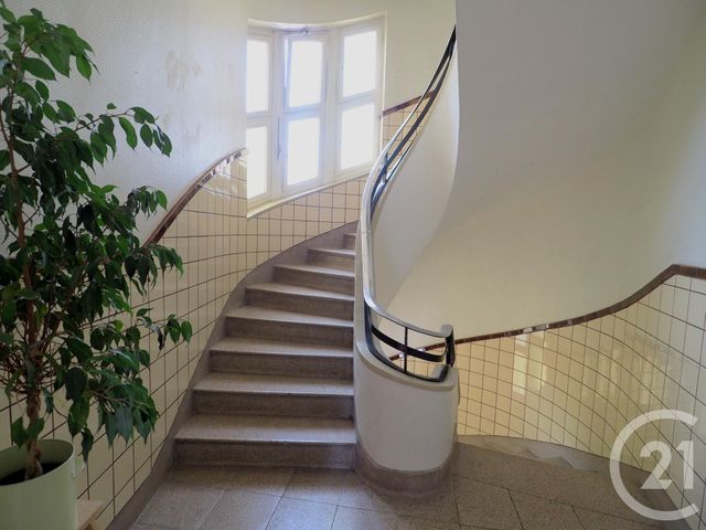 Afficher la photo en grand Appartement F4 à vendre - 4 pièces - 92.33 m2 - STRASBOURG - 67 - ALSACE - Century 21 Weibel