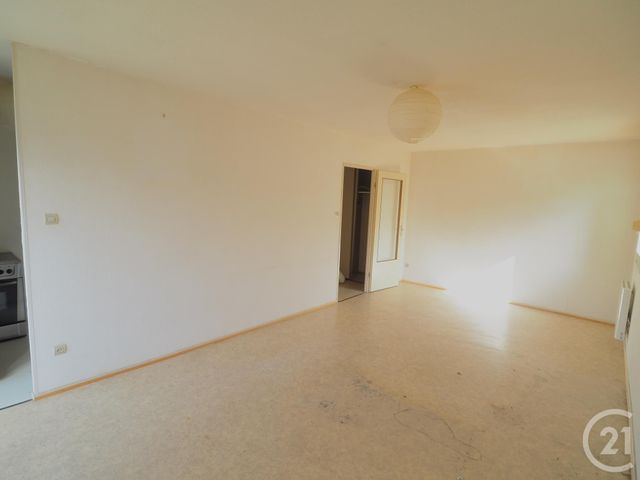 Afficher la photo en grand Appartement F2 à vendre - 2 pièces - 50.37 m2 - STRASBOURG - 67 - ALSACE - Century 21 Weibel
