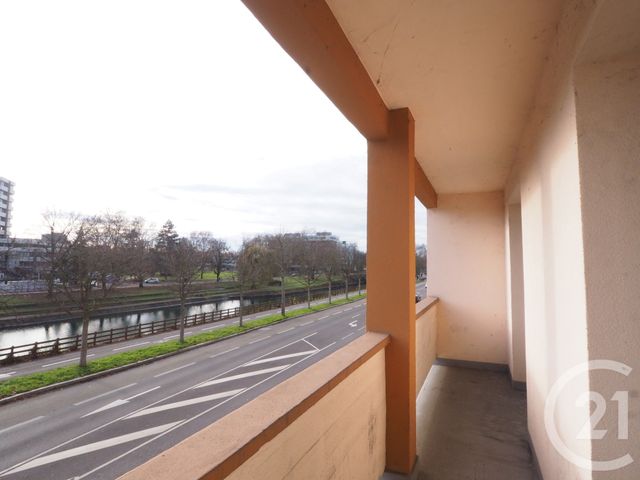 Appartement F4 à louer - 4 pièces - 89.7 m2 - STRASBOURG - 67 - ALSACE - Century 21 Weibel