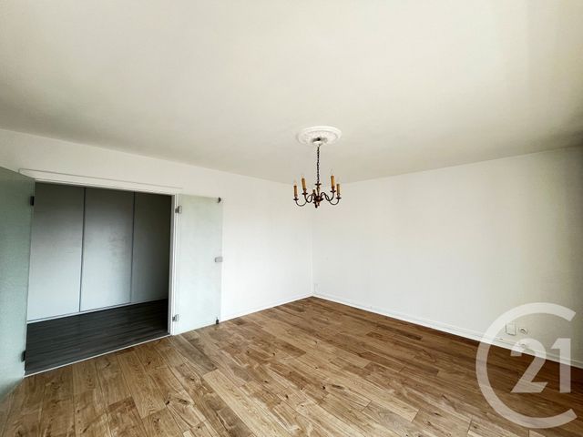 Appartement F2 à vendre - 2 pièces - 73.3 m2 - STRASBOURG - 67 - ALSACE - Century 21 Weibel