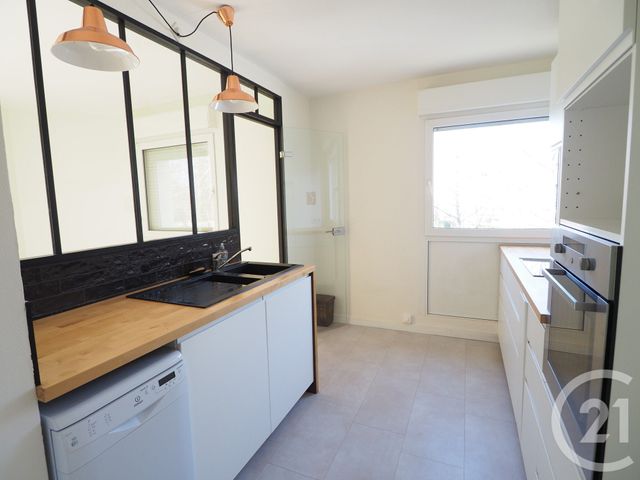Appartement F3 à louer - 3 pièces - 63.8 m2 - STRASBOURG - 67 - ALSACE - Century 21 Weibel