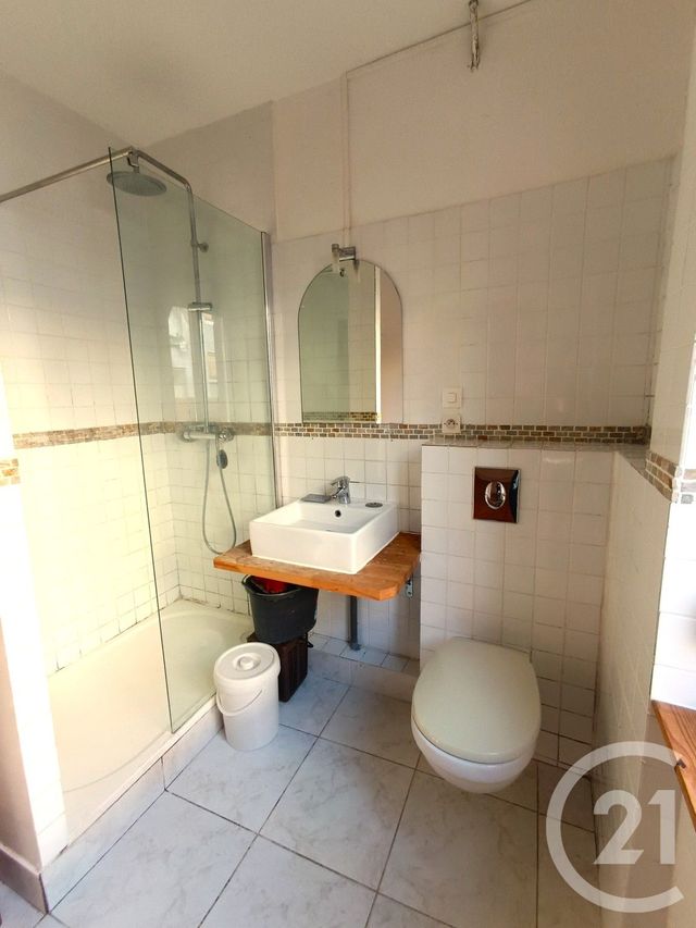 Afficher la photo en grand Appartement F3 à vendre - 3 pièces - 53.27 m2 - STRASBOURG - 67 - ALSACE - Century 21 Weibel