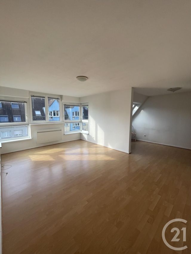 Afficher la photo en grand Appartement Duplex à vendre - 3 pièces - 70.3 m2 - STRASBOURG - 67 - ALSACE - Century 21 Weibel