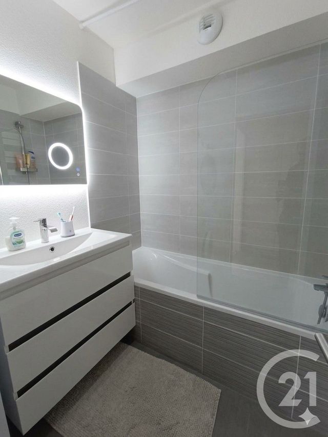 Appartement F3 à vendre - 3 pièces - 56.52 m2 - STRASBOURG - 67 - ALSACE - Century 21 Weibel