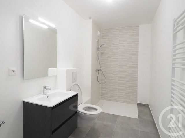 Appartement F2 à louer - 2 pièces - 42.0 m2 - STRASBOURG - 67 - ALSACE - Century 21 Weibel