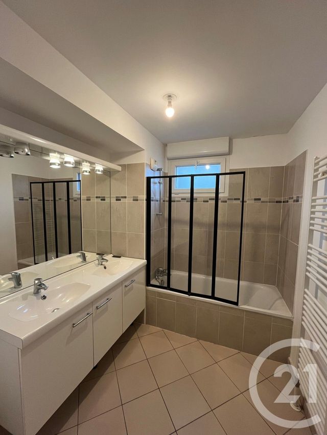 Appartement F3 à vendre - 3 pièces - 60.96 m2 - STRASBOURG - 67 - ALSACE - Century 21 Weibel