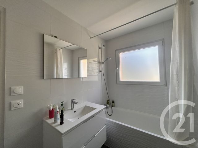 Appartement F3 à louer - 3 pièces - 74.78 m2 - STRASBOURG - 67 - ALSACE - Century 21 Weibel