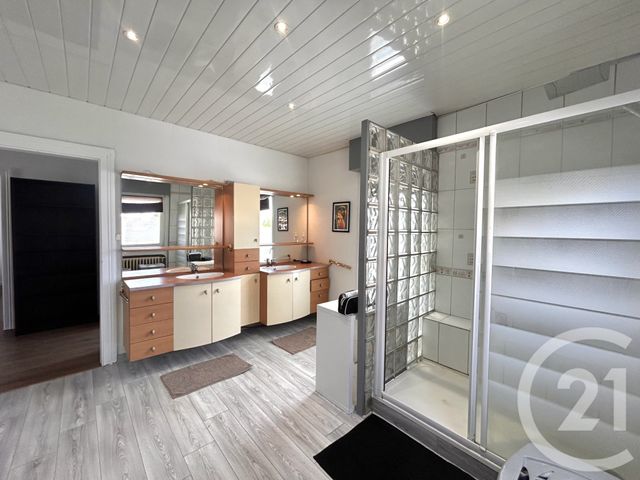 Appartement F2 à louer - 2 pièces - 73.87 m2 - STRASBOURG - 67 - ALSACE - Century 21 Weibel