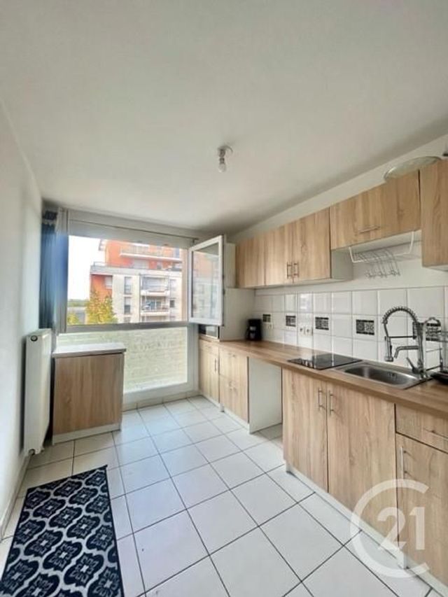 Appartement F3 à louer - 3 pièces - 72.0 m2 - STRASBOURG - 67 - ALSACE - Century 21 Weibel