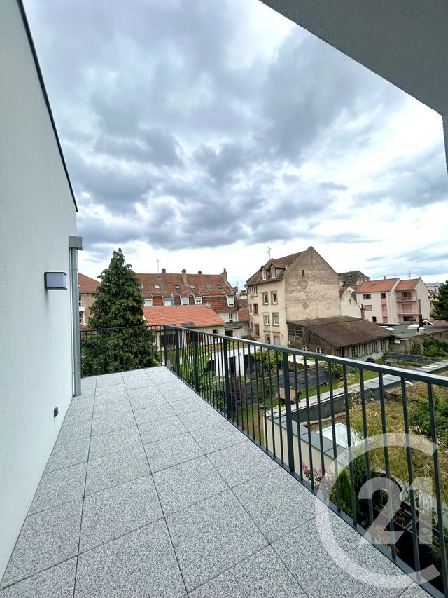Appartement F3 à louer - 3 pièces - 66.35 m2 - STRASBOURG - 67 - ALSACE - Century 21 Weibel