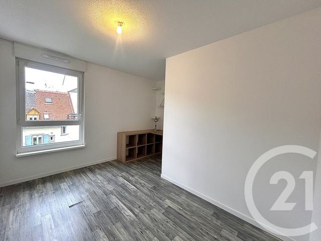 Appartement F4 à louer - 4 pièces - 81.88 m2 - STRASBOURG - 67 - ALSACE - Century 21 Weibel