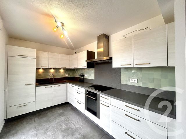 Appartement F4 à louer - 4 pièces - 81.88 m2 - STRASBOURG - 67 - ALSACE - Century 21 Weibel