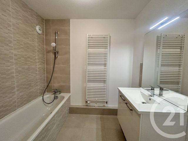 Appartement F4 à louer - 4 pièces - 101.2 m2 - MITTELHAUSBERGEN - 67 - ALSACE - Century 21 Weibel