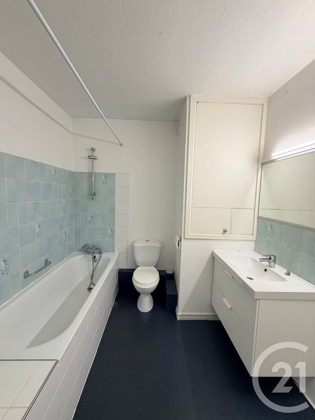 Appartement F3 à vendre - 3 pièces - 61.7 m2 - STRASBOURG - 67 - ALSACE - Century 21 Weibel