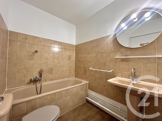 Appartement F2 à louer - 2 pièces - 41.25 m2 - STRASBOURG - 67 - ALSACE - Century 21 Weibel